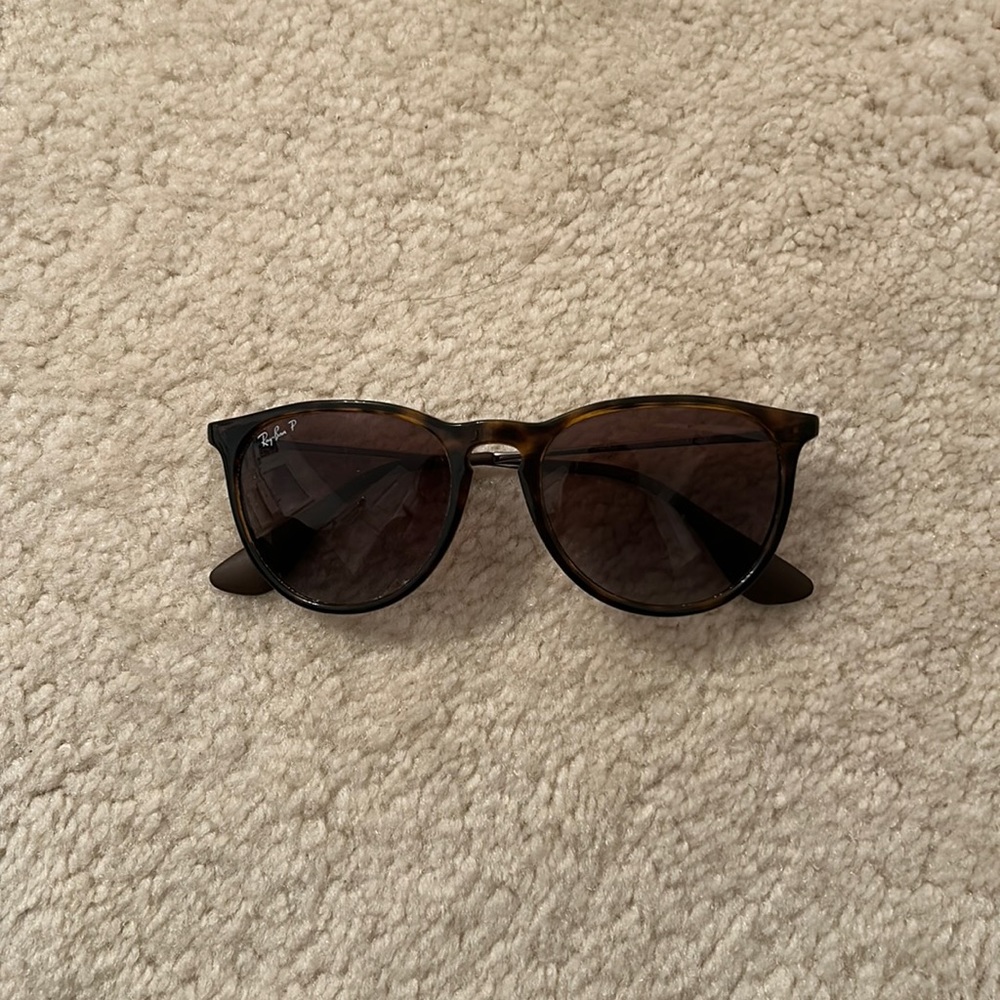 Raybans - Brown Erika Classic